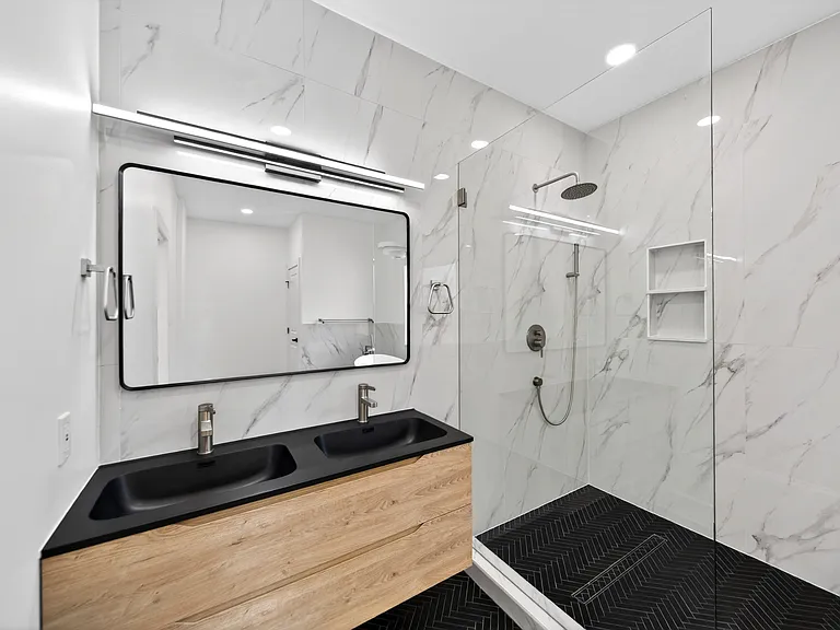 1213 Sycamore Dr — Photo 12