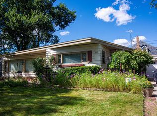 949 Grant St, Lake Geneva, WI 53147