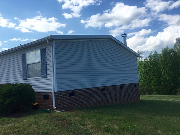 3rd image of 2064 Whitehead Dr