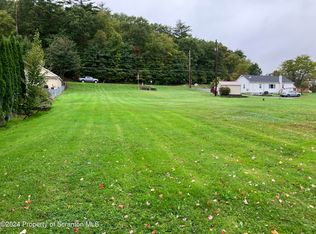 108 Frear Ln, Factoryville, PA 18419