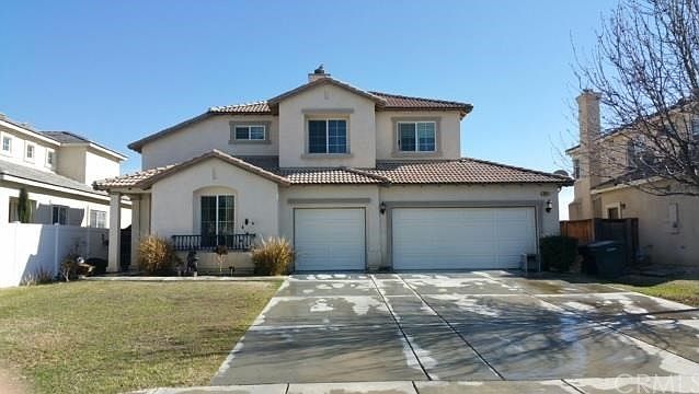 1st image of 541 Cactus St