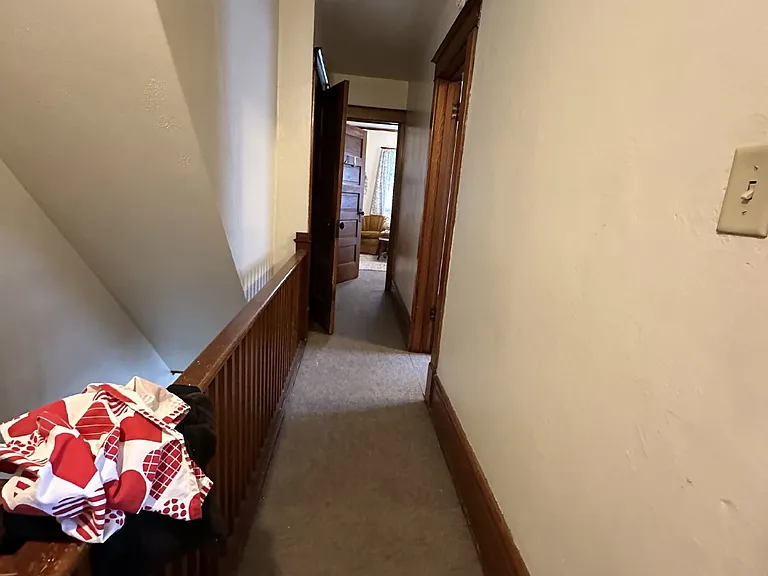 446 Lake St — Photo 11