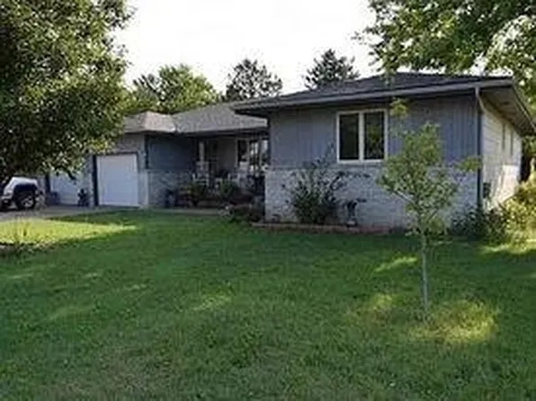 109 S Brooks St, Russell, KS 67665