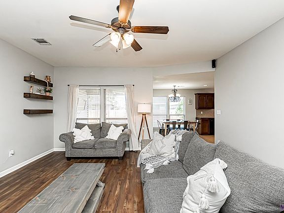 3rd image of 42294 Palmstone Ave