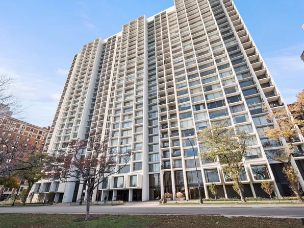 (undisclosed Address), Chicago, IL 60657