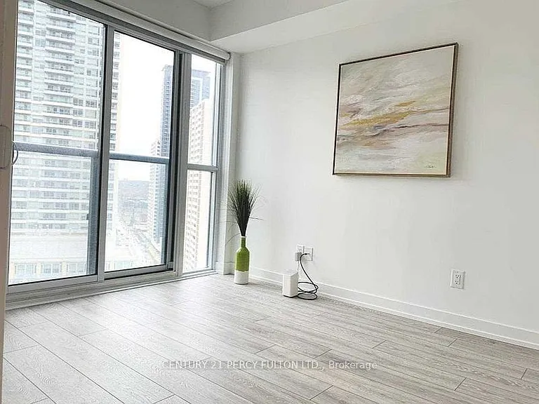 159 Wellesley St E #1602 — Photo 23