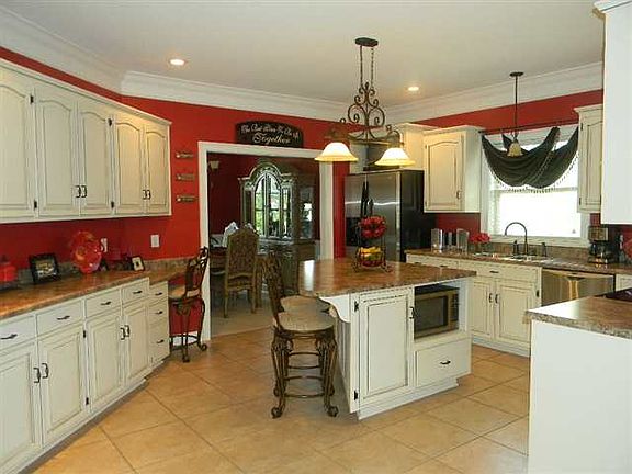 2nd image of 266 Bald Eagle Dr NW