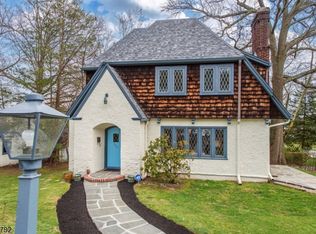 287 N Mountain Ave, Montclair, NJ 07043