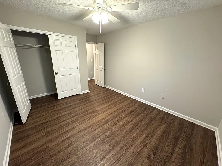Pineview Townhomes — Photo 27