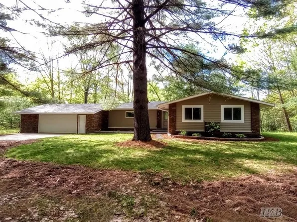2933 W Howard Rd, Beaverton, MI 48612