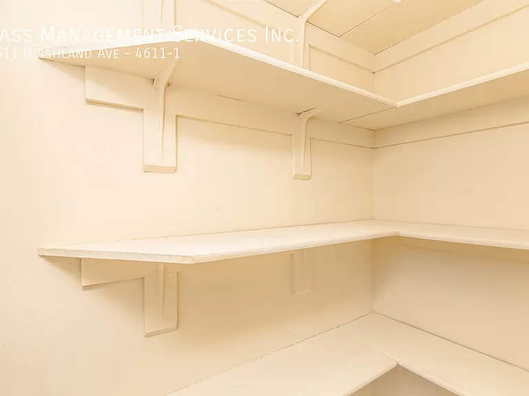4611 N Ashland Ave #1 — Photo 5