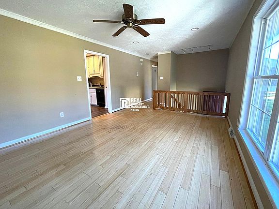 3rd image of 1029 Long Meadows Dr