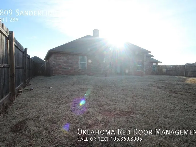 5809 Sanderling Rd — Photo 24