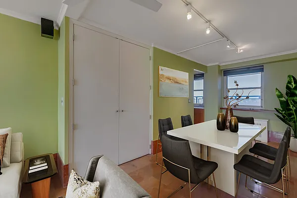 Sold by Christie's International Real Estate Westchester & Hudson Valley | media 24