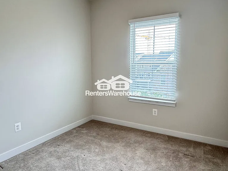 6242 Islington St — Photo 24