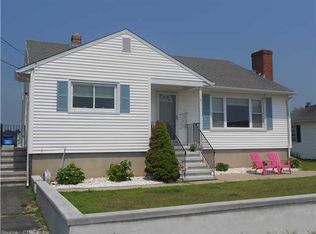 7 Belaire Mnr, Old Saybrook, CT 06475