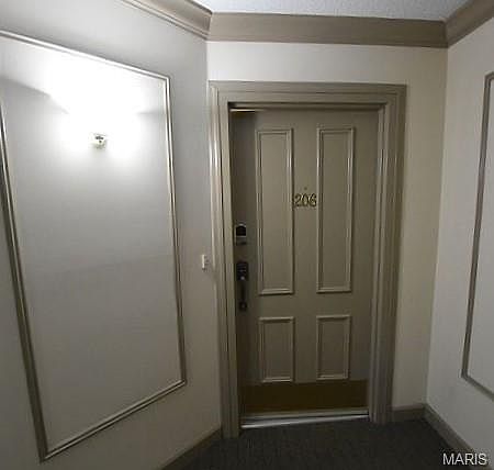 5th image of 1033 Wilton Royal Dr APT 206