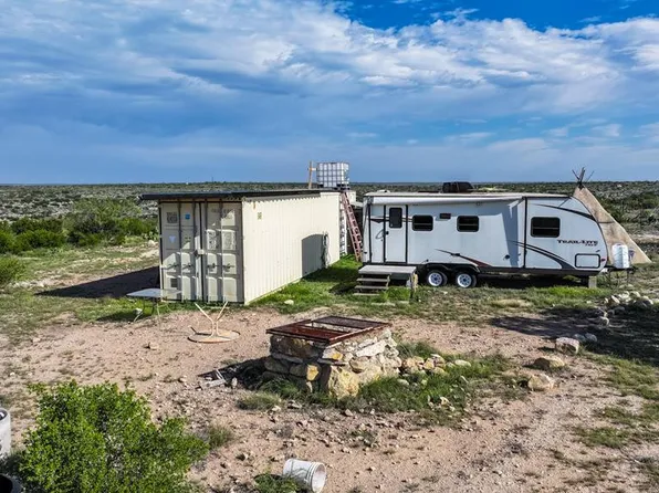 630 Arroyo Rd #6, Ozona, TX 76943