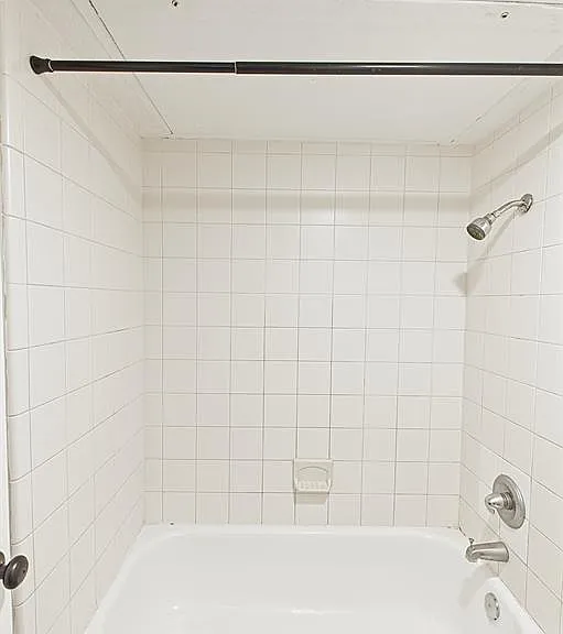 889 Dublin Dr #D — Photo 29