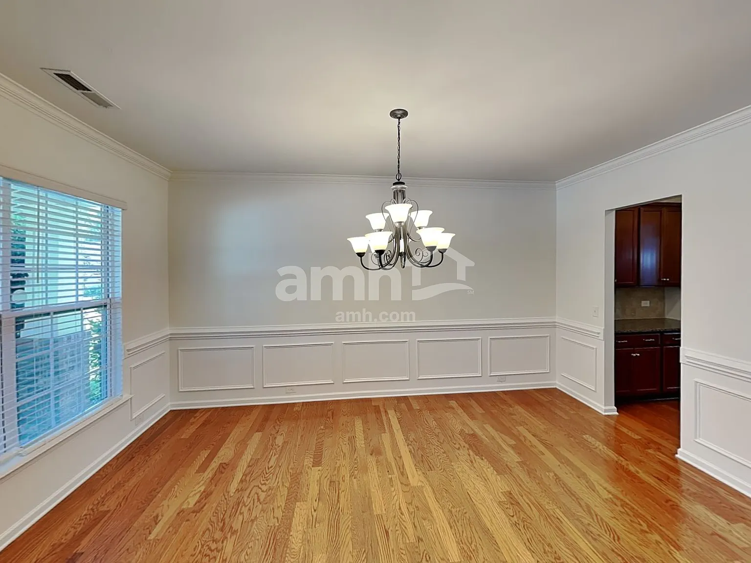 4 bed, 2.5 bath, 3097 sqft, $2,810 — Photo 4