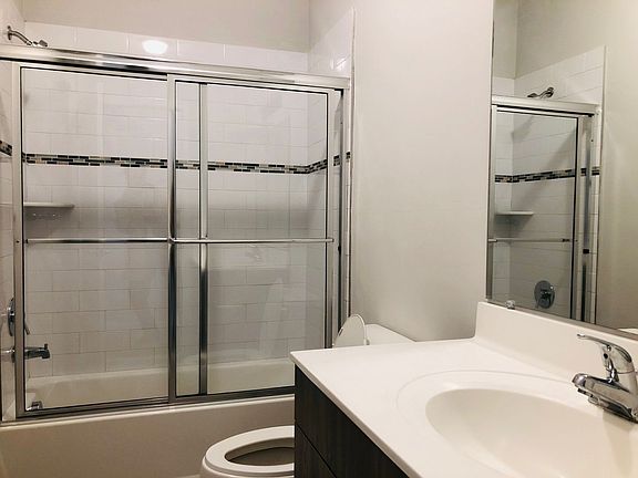 4th image of 406 Westminster Ave APT 103