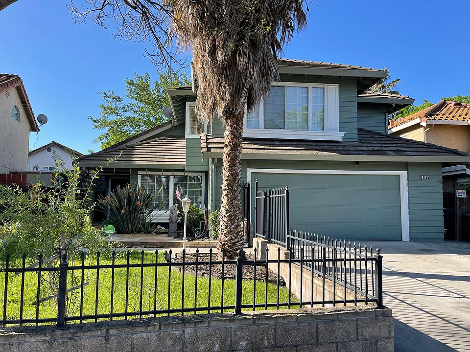 1st image of 1856 Camellia Dr