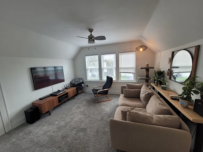 5909 33rd Ave #UPPER — Photo 4