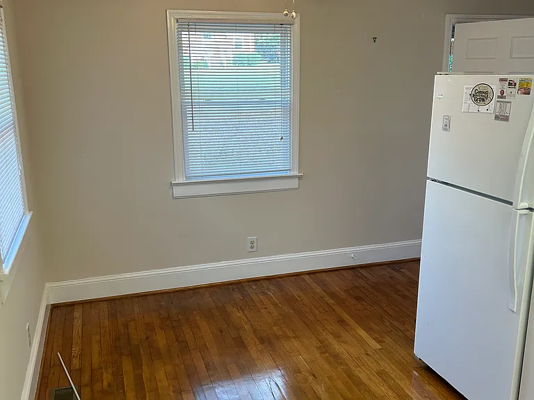 2323 Lyon St #2323 — Photo 6