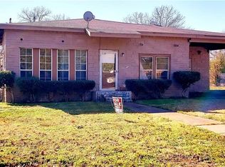3148 Pioneer St, Fort Worth, TX 76119