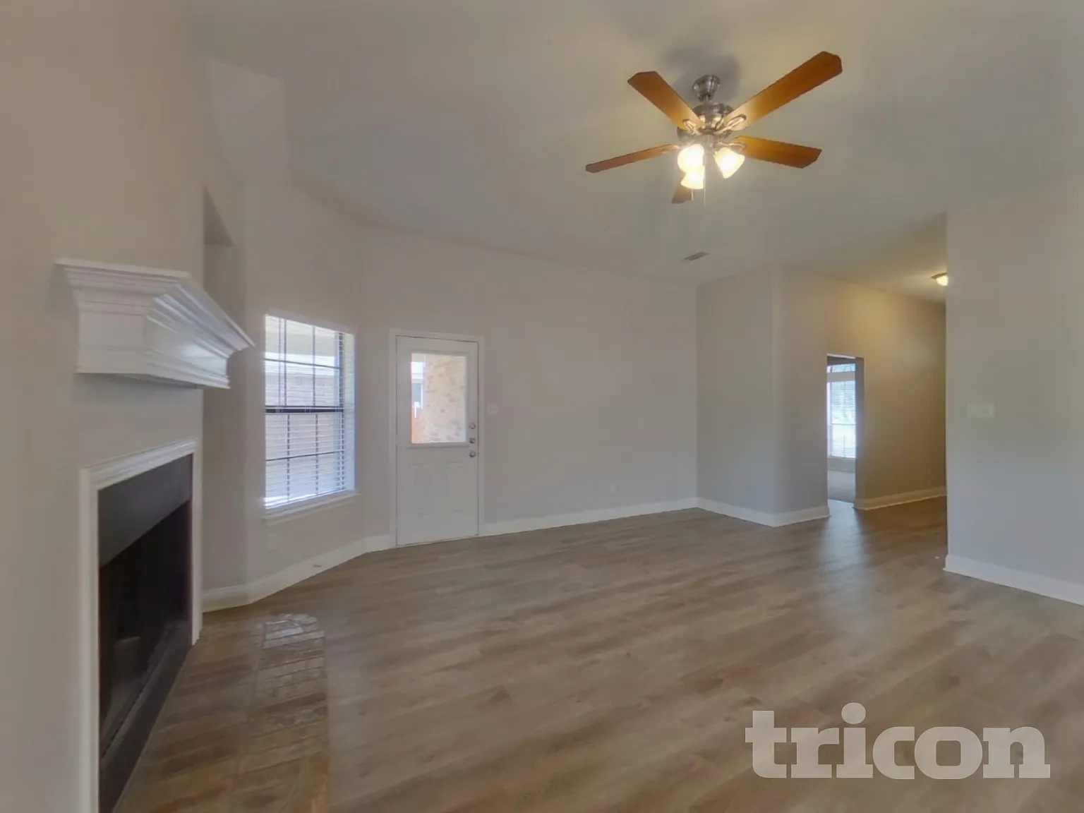 6428 Canyon Trail Lake Worth TX — Photo 3