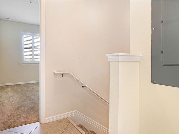 5th image of 8501 Oakshade Cir Unit 201