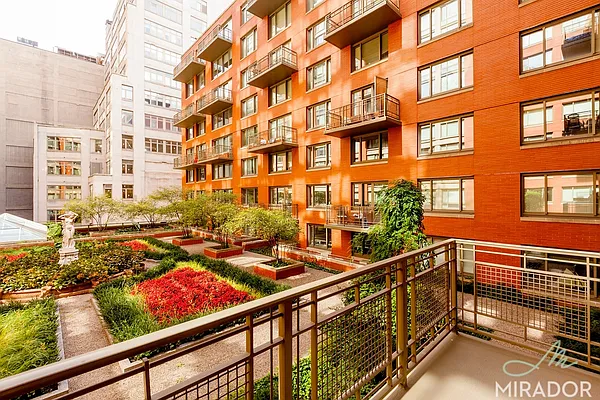 Rented by Mirador Real Estate | media 5