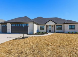13028 Hand Rd, Fort Wayne, IN 46818
