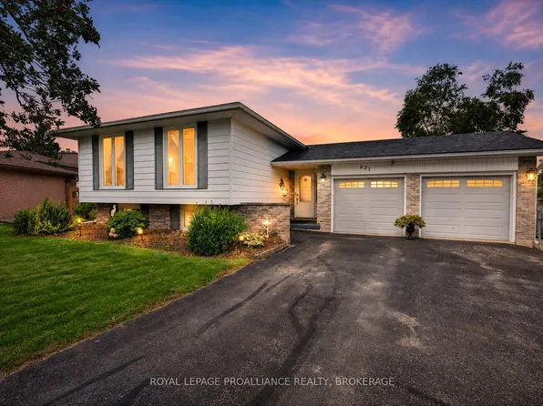 627 Stanford St, Kingston, ON K7M 6A2