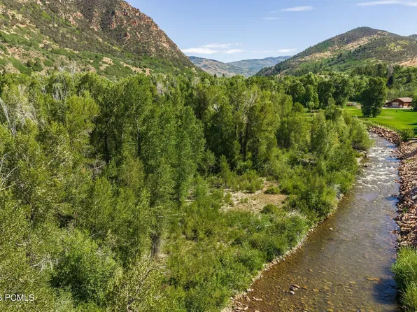 2600 E Weber Canyon Rd, Oakley, UT 84055