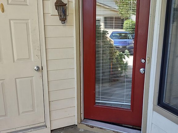 4th image of 103 Longstreet Drive Apt 101