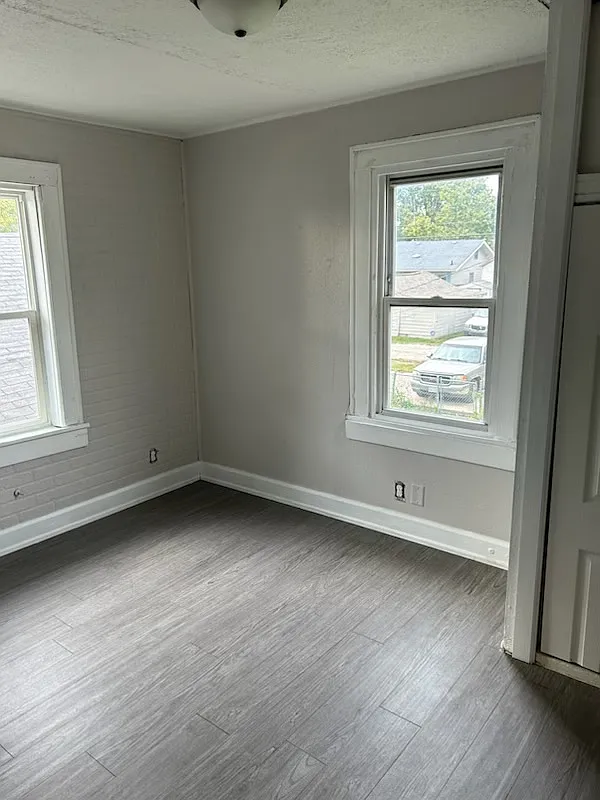 1626 Lawton Avenue (new) - 1 — Photo 4