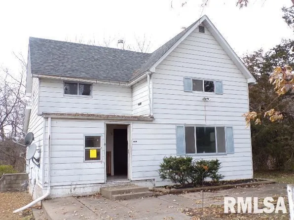 12080 100th Ave, Davenport, IA 52804