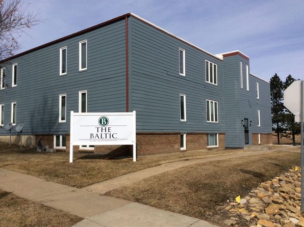 223 13th Ave W #8