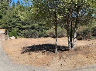 418 Alder Ln, Cedar Glen, CA 92321
