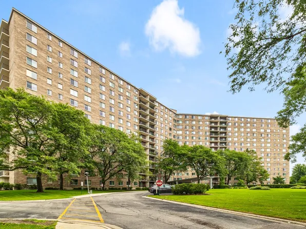 (undisclosed Address), Chicago, IL 60645