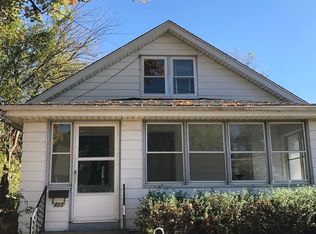 403 S Market St, Washington, IL 61571