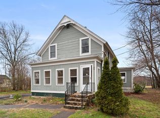 32 Windermere Ave, Ellington, CT 06029