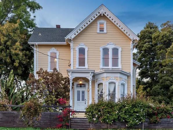 2214 E 27th St, Oakland, CA 94606