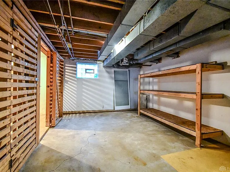 121 E Schantz Ave #3 — Photo 34