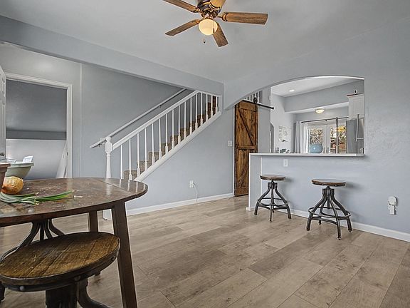 4th image of 3055 E Rd