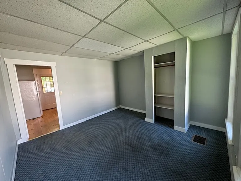 18 Maple St — Photo 7