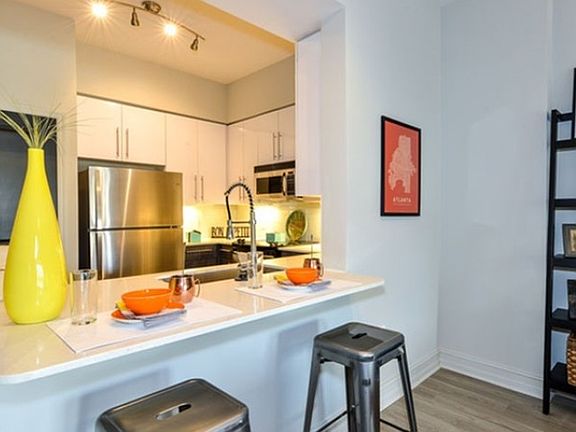 2nd image of 530 Piedmont Ave NE APT 213