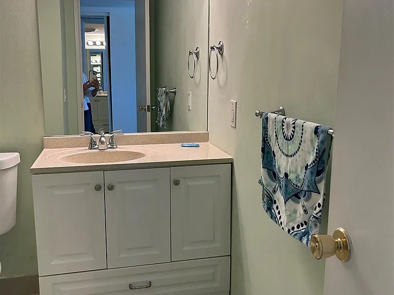 2800 NE 14th Street Cswy #207 — Photo 15