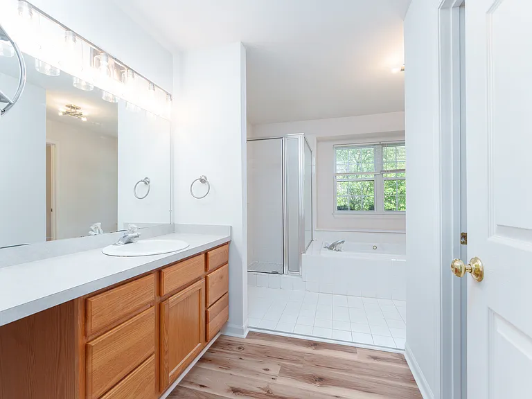 3172 Birchwood Ct — Photo 34